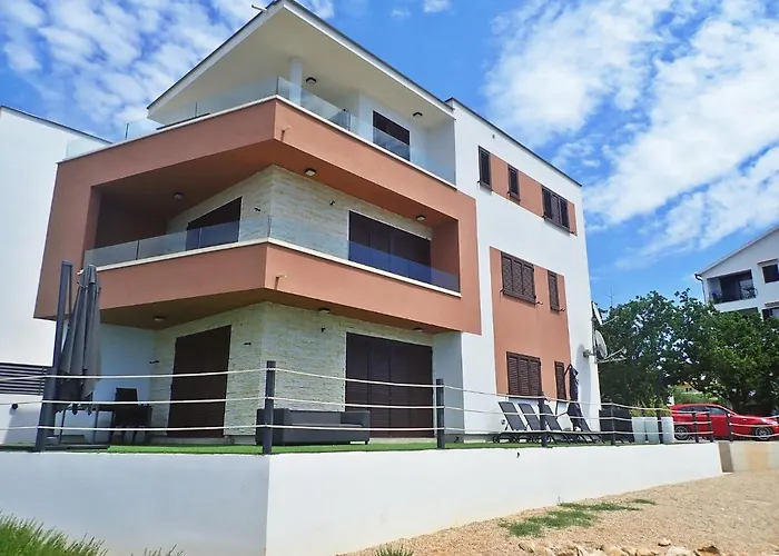 Plava Laguna With Beautiful Seaview Seline