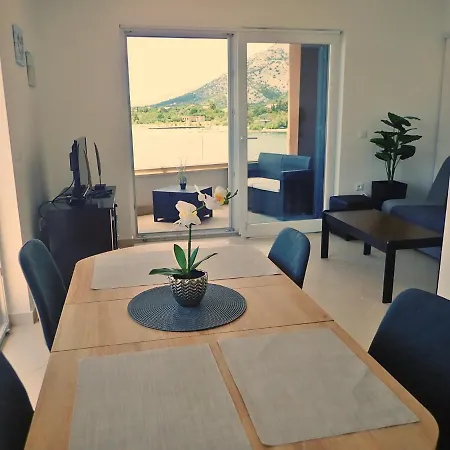 Plava Laguna With Beautiful Seaview